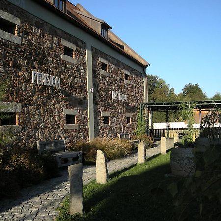 Barokni Spejchar Hotel Tlučná Buitenkant foto
