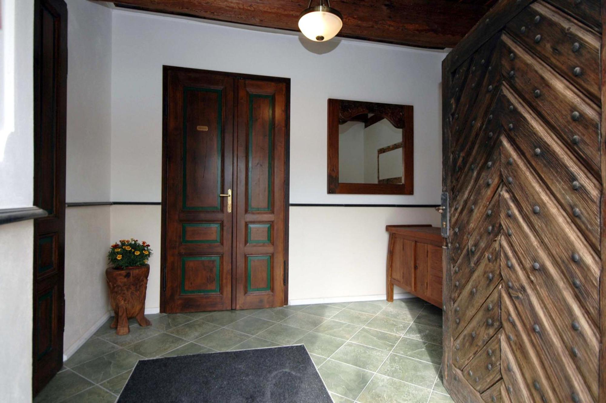 Barokni Spejchar Hotel Tlučná Buitenkant foto