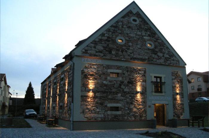 Barokni Spejchar Hotel Tlučná Buitenkant foto